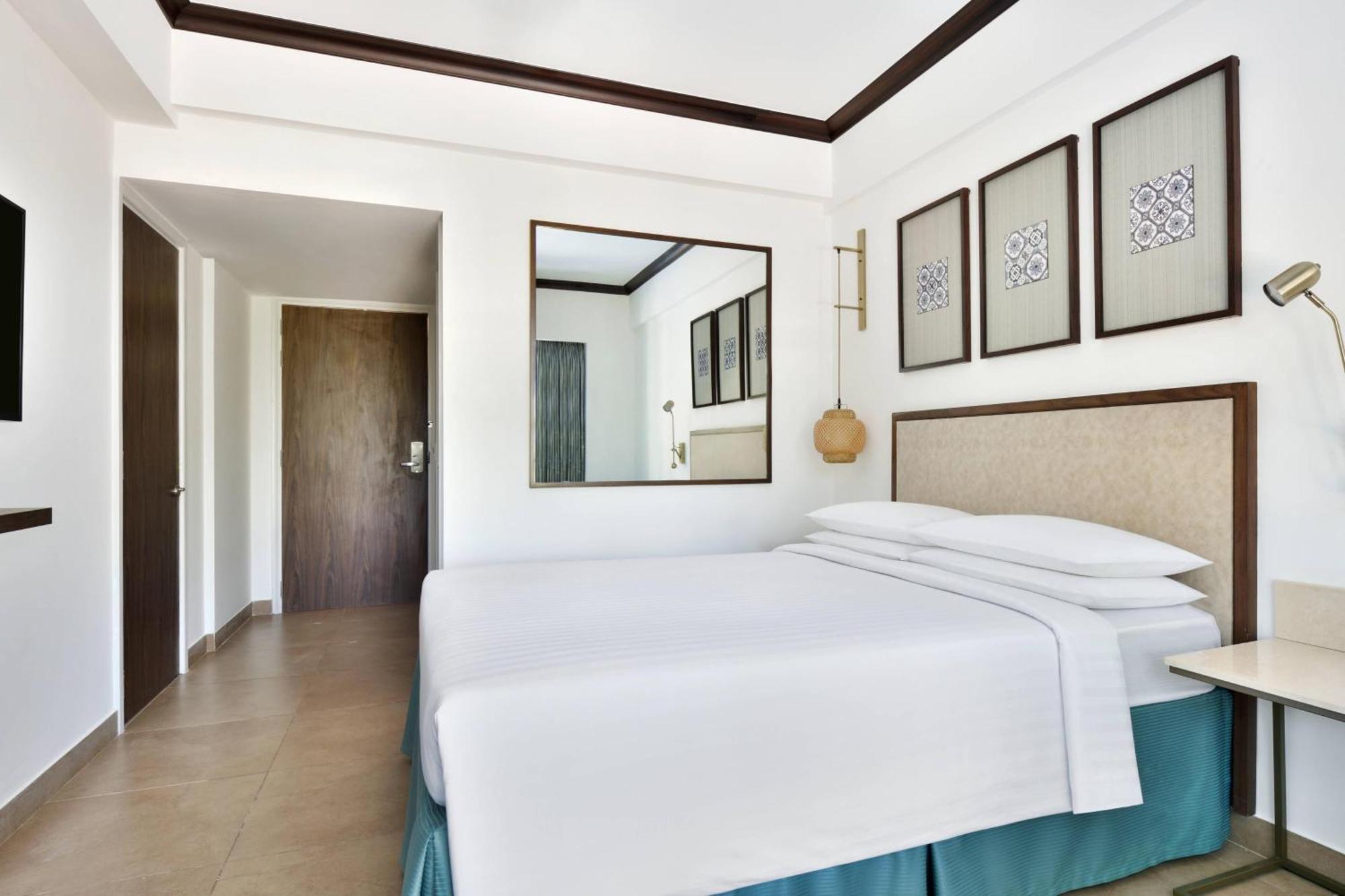 Fairfield By Marriott Goa Anjuna Baga Exterior photo