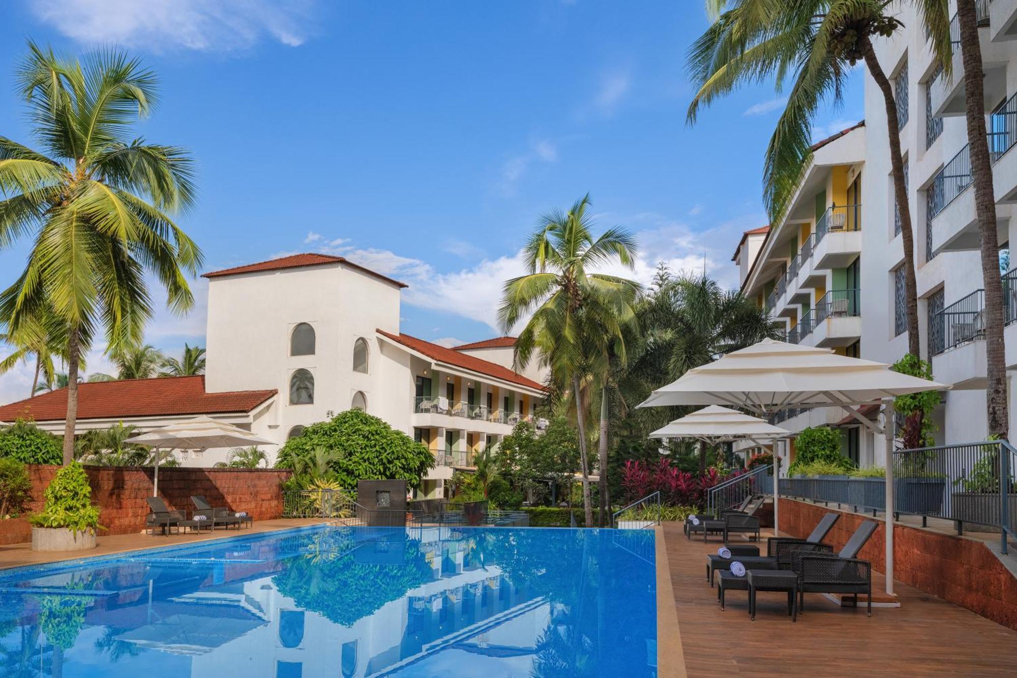 Fairfield By Marriott Goa Anjuna Baga Exterior photo