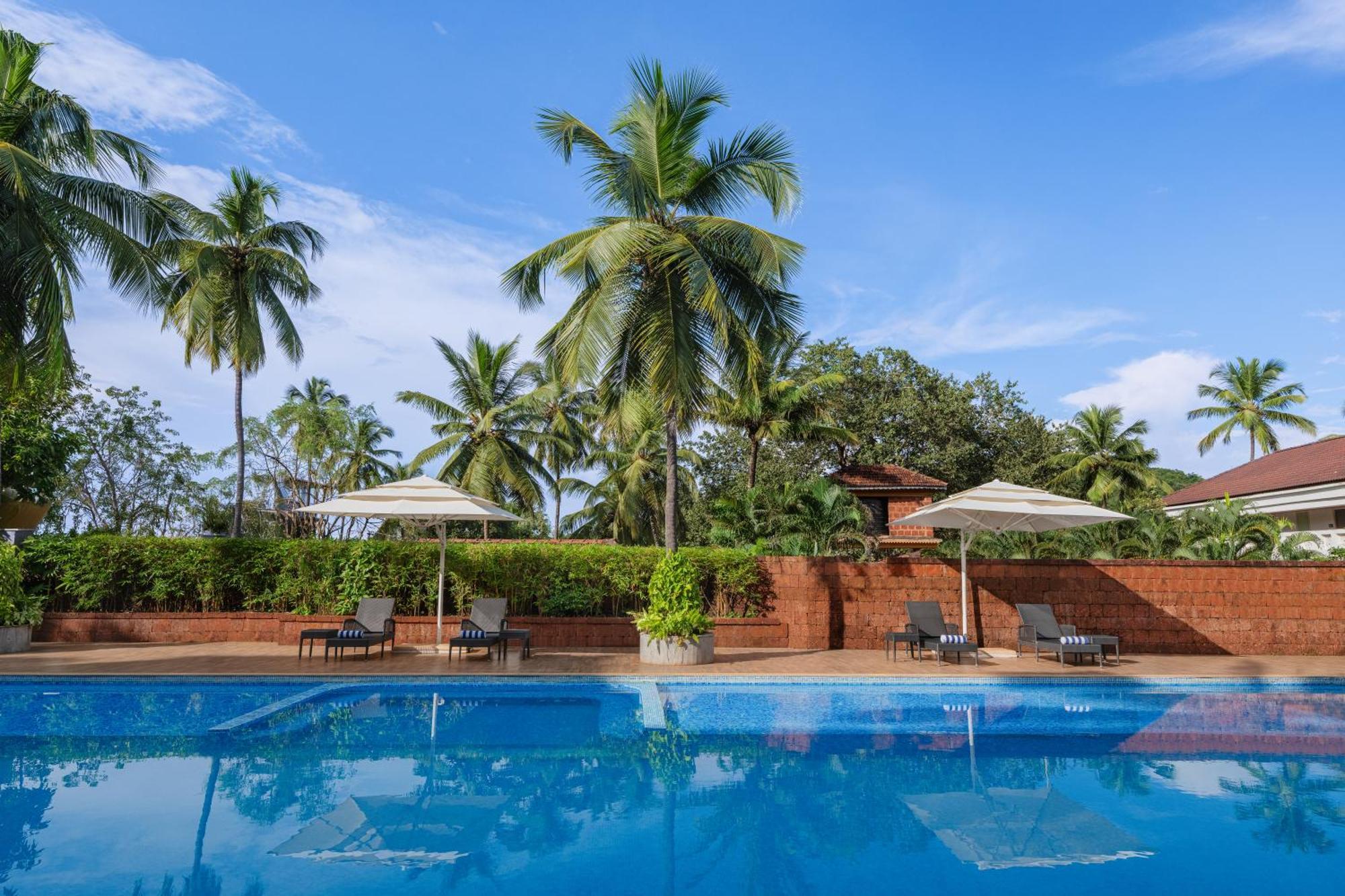 Fairfield By Marriott Goa Anjuna Baga Exterior photo