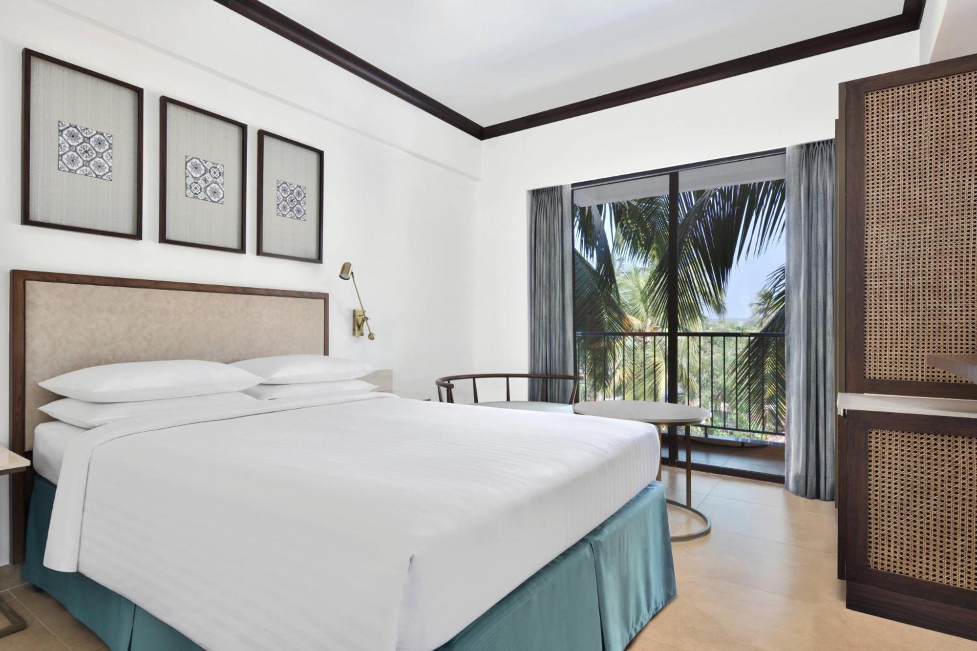 Fairfield By Marriott Goa Anjuna Baga Exterior photo